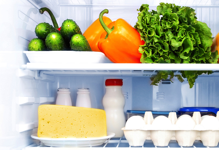 Produkty w lodówce — gdzie i w jaki sposób przechowywać?