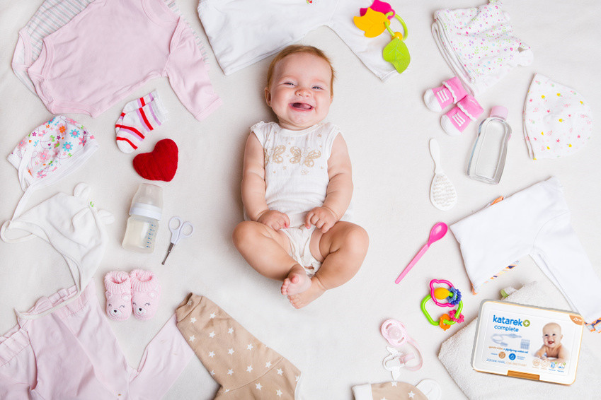 10 zasad bezpiecznych wakacji z noworodkiem i niemowlęciem