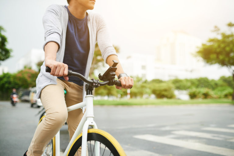 Na co zwrócić uwagę przy wyborze roweru miejskiego? 4 wskazówki