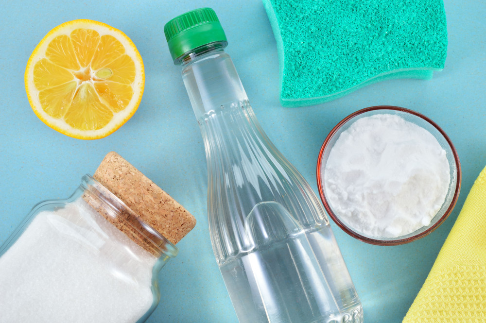 Sprawdź 5 prostych wskazówek na porządki bez użycia detergentów