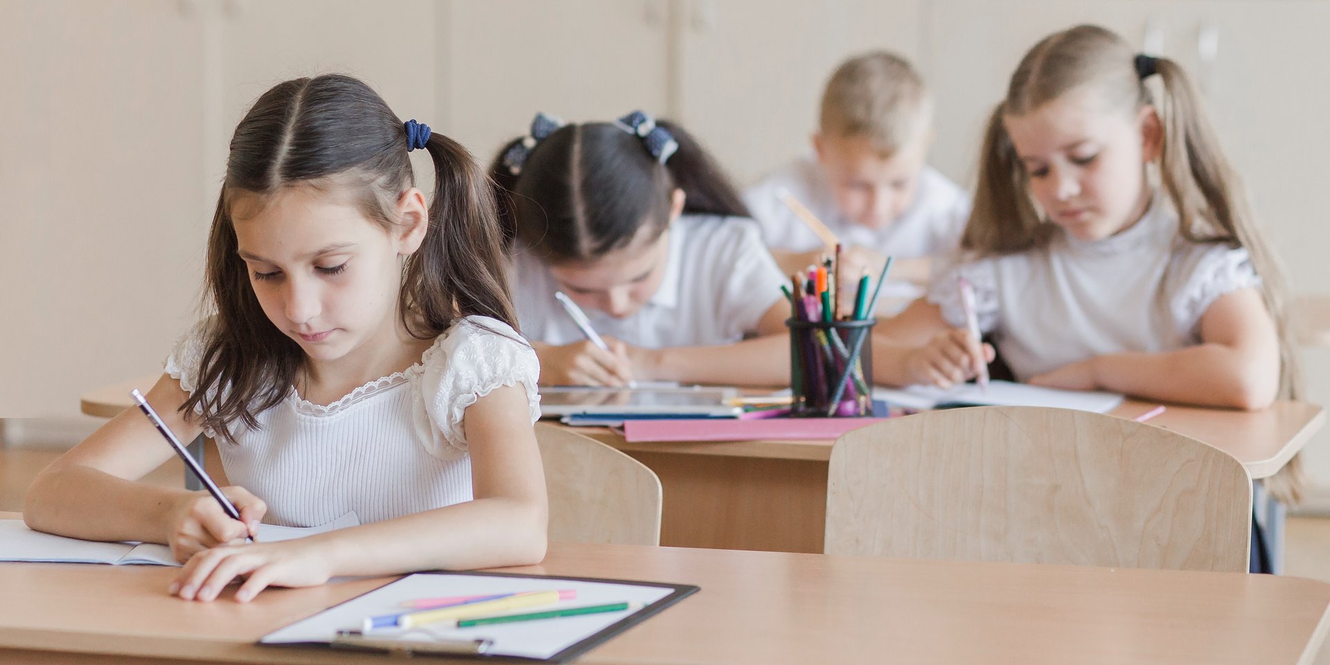 Edukacja na plusie, ale budżety na naukę dzieci na minusie