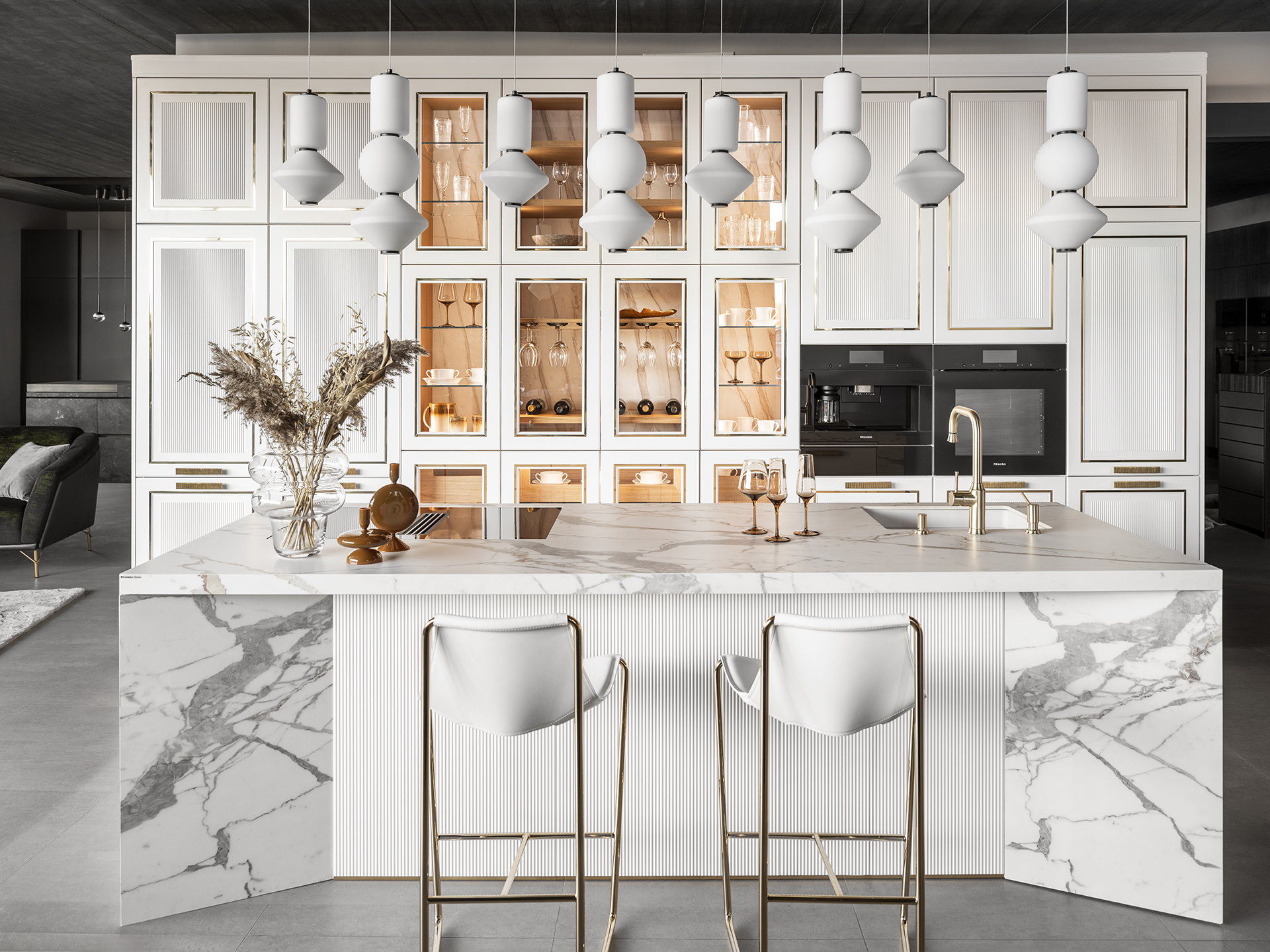 Kuchnia ciemna czy jasna? Jesień pokazuje, co działa lepiej